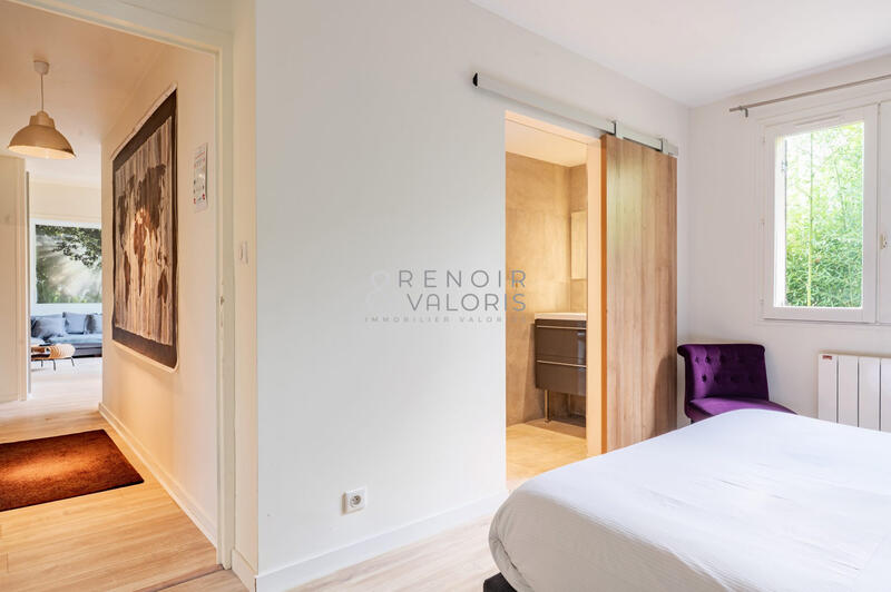 Maison - 90 m² - 5 pièces