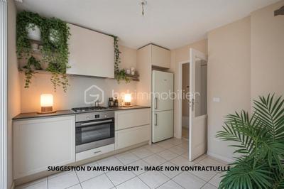Maison jumelée - 94 m² - 4 pièces