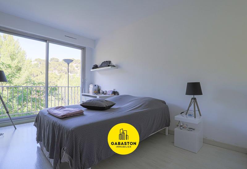 Appartement - 144 m² - 3 pièces