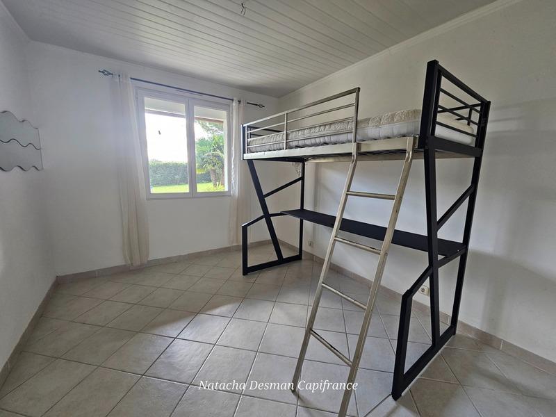 Maison - 239 m² - 7 pièces