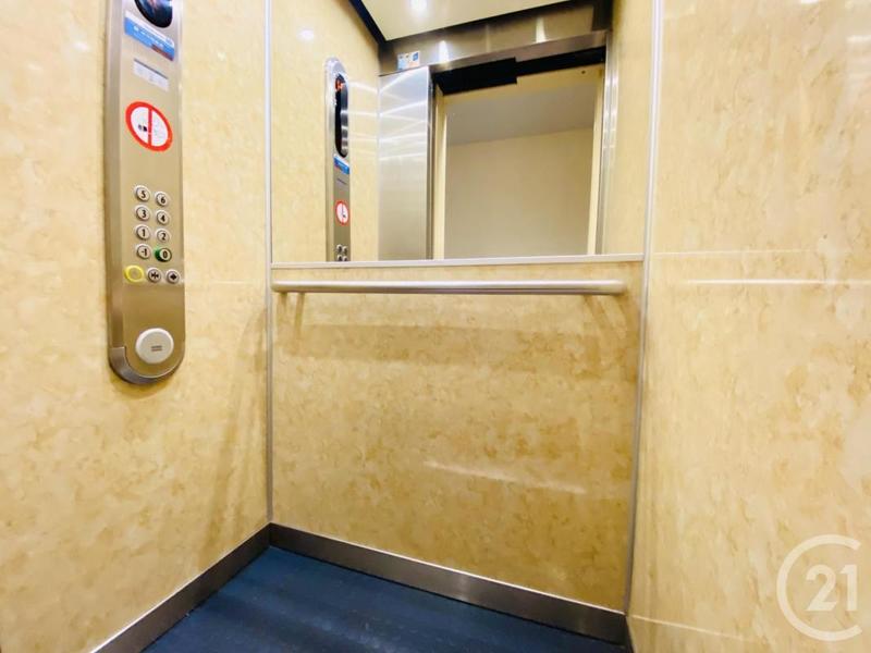 Appartement - 76 m² - 4 pièces