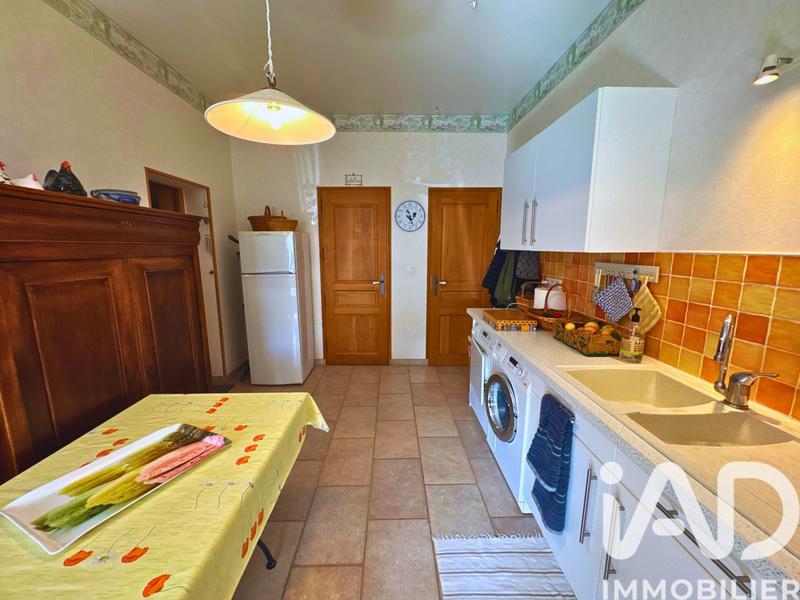 Maison - 197 m² - 7 pièces