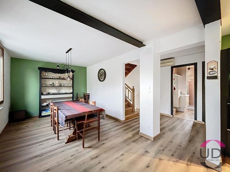 Maison - 123 m² - 7 pièces