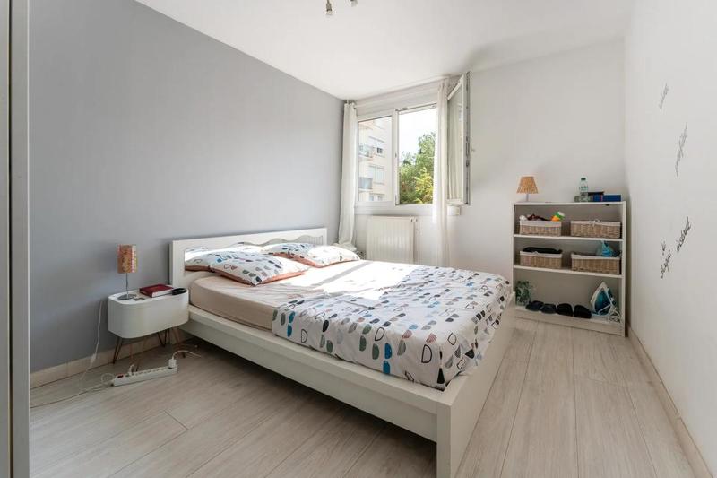 Appartement - 102 m² - 5 pièces