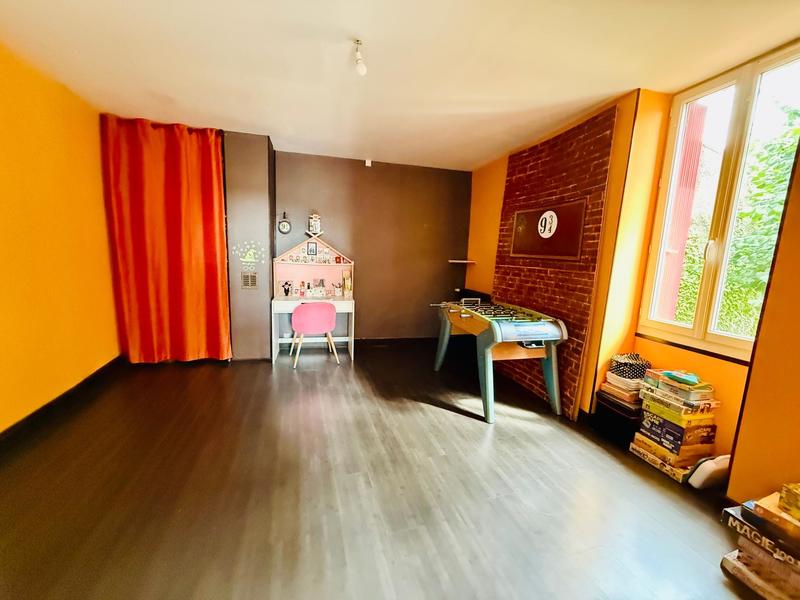 Maison - 165 m² - 5 pièces