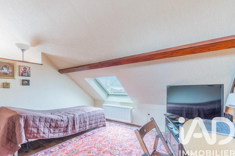 Maison - 90 m² - 6 pièces