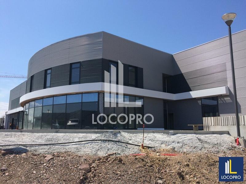 Local d'activité / Entrepôt - 630 m²