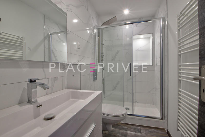 Appartement - 77 m² - 3 pièces