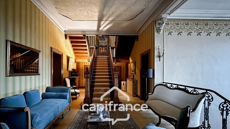 Hôtel particulier - 570 m² - 20 pièces