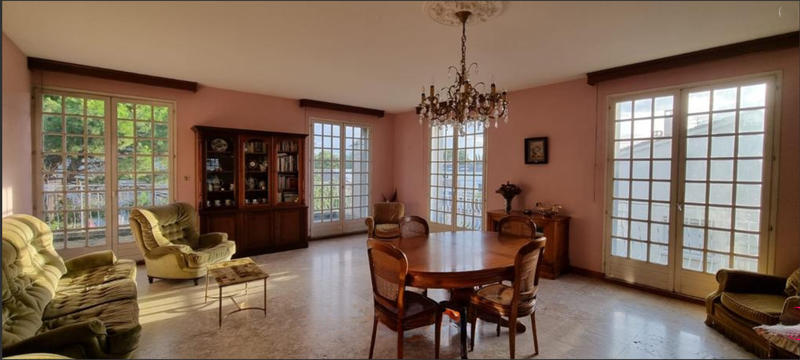 Maison - 150 m² - 6 pièces