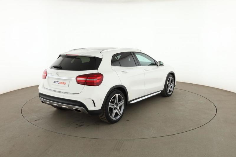 Mercedes Gla 180 Fascination 7g-Dct 122 ch