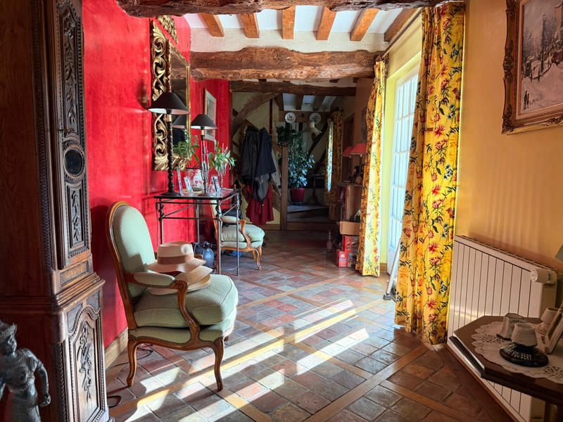 Maison - 238 m² - 8 pièces