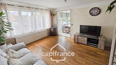 Maison - 109 m² - 7 pièces