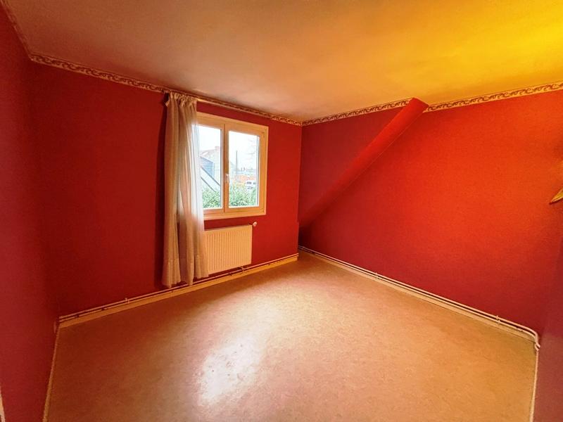 Maison - 597 m² - 5 pièces