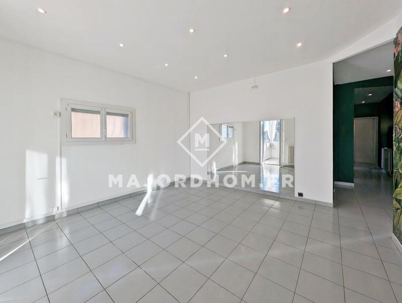 Appartement - 83 m² - 3 pièces
