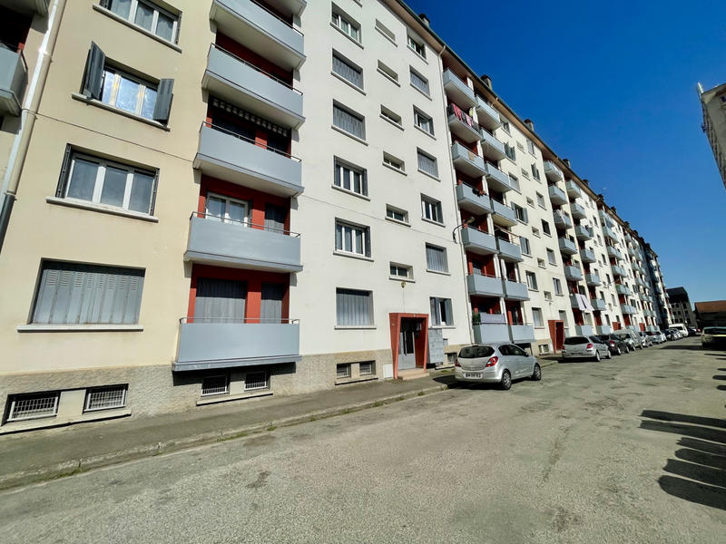 Appartement - 67 m² - 4 pièces