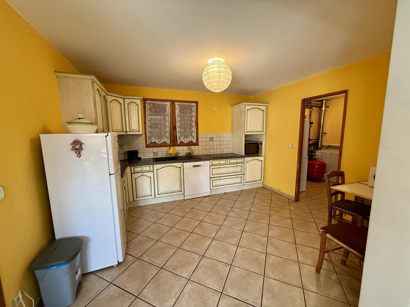 Maison - 180 m² - 6 pièces