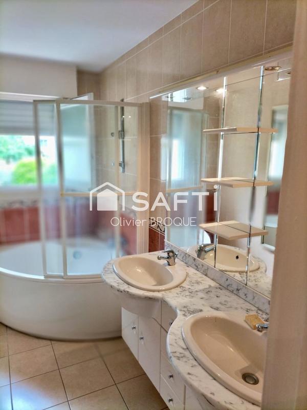 Maison - 118 m² - 8 pièces