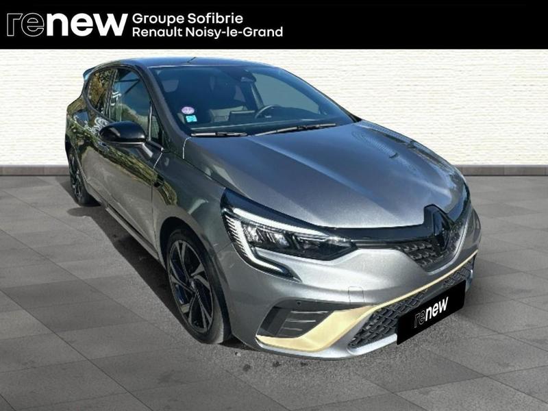 Renault Clio V E-Tech full hybrid 145 Engineered