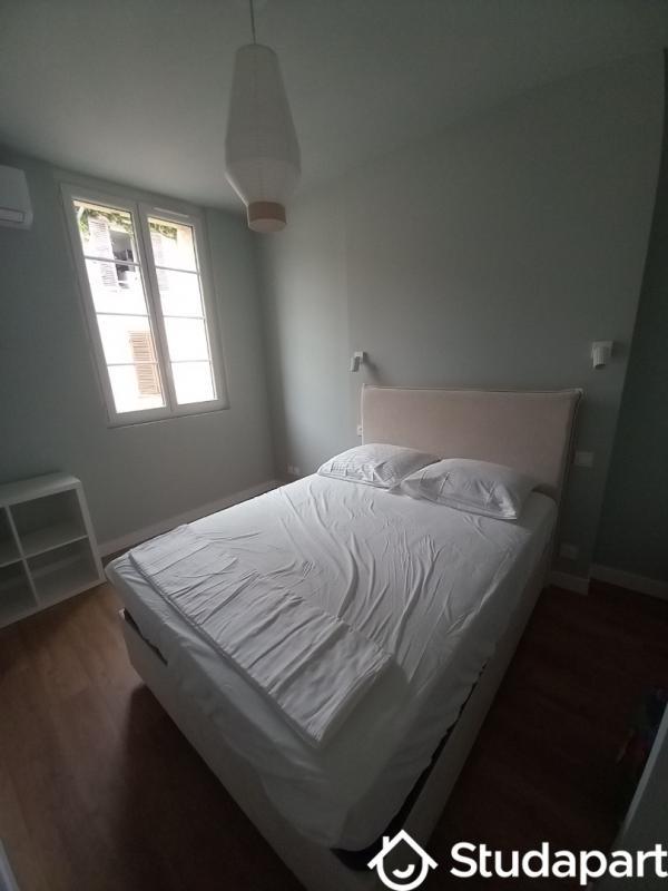 Chambre - 12 m² - 1 pièce
