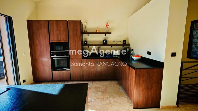 Maison - 150 m² - 6 pièces