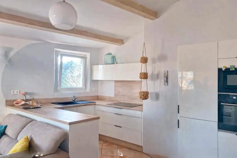 Appartement - 61 m² - 3 pièces