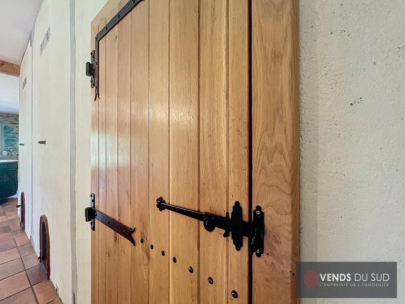 Maison - 203 m² - 7 pièces