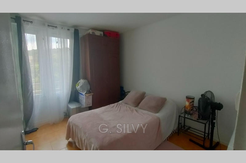 Appartement - 72 m² - 4 pièces