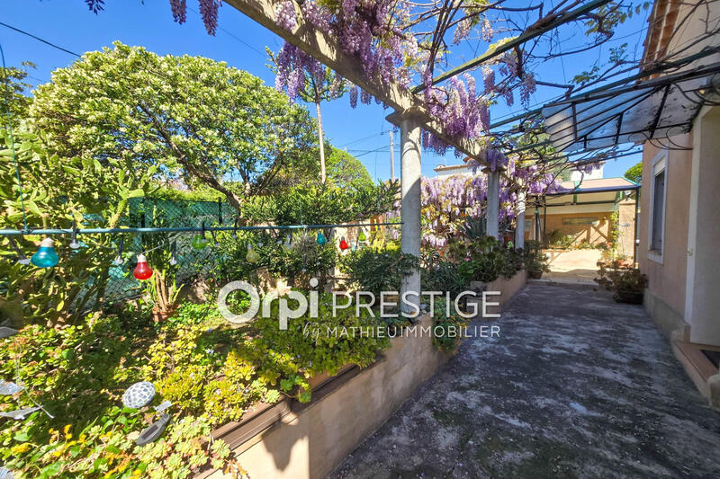 Maison - 140 m² - 5 pièces