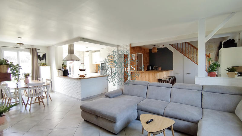 Maison - 145 m² - 6 pièces