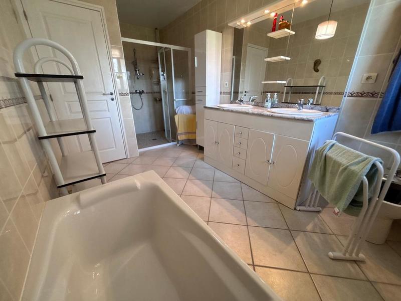 Maison - 147 m² - 5 pièces