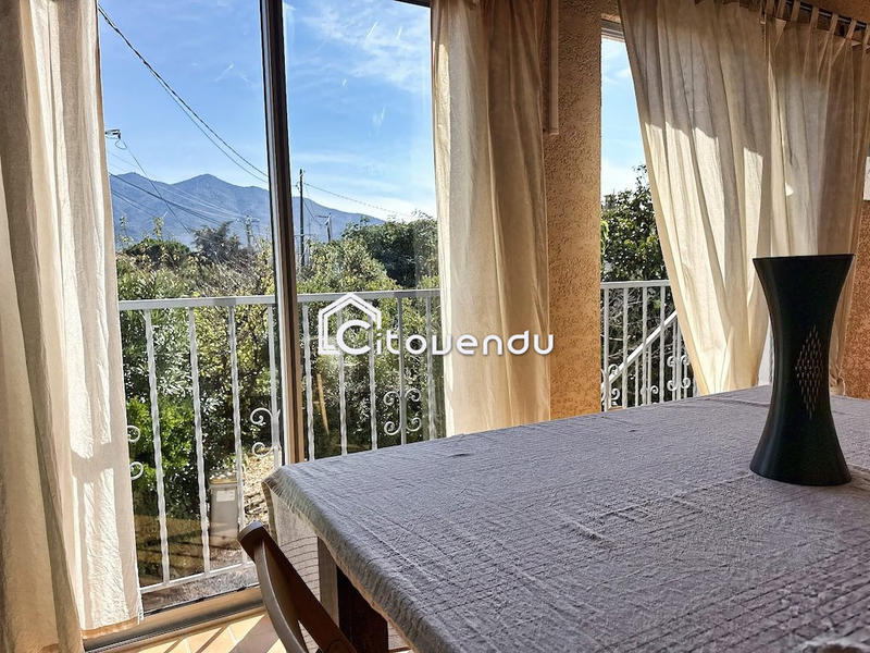 Villa - 185 m² - 8 pièces