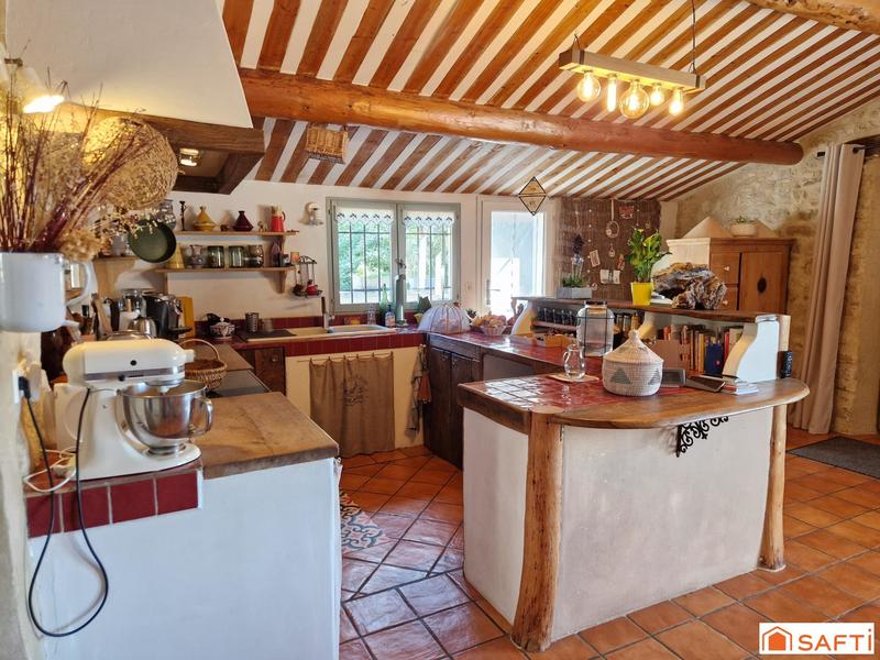 Maison - 177 m² - 6 pièces