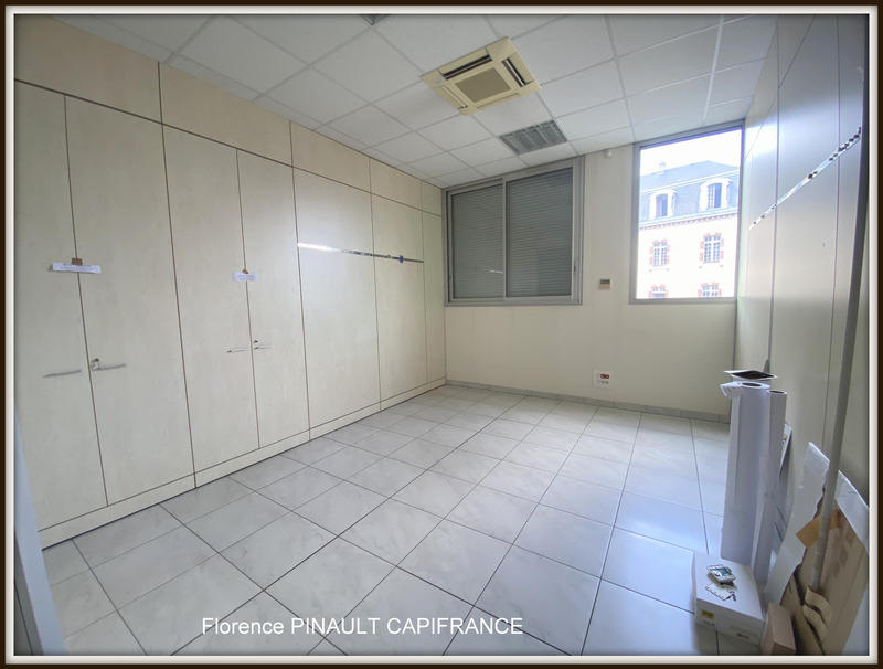 Immeuble - 342 m² - 10 pièces