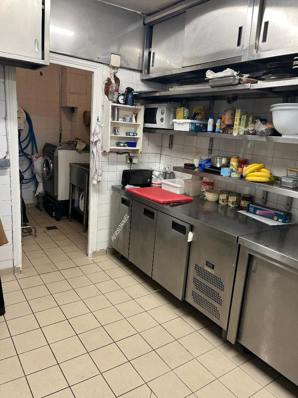 Local commercial - 437 m²