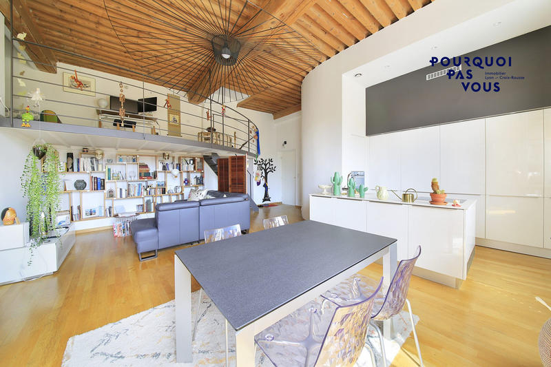 Appartement - 79 m² - 2 pièces