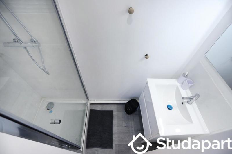 Chambre - 29 m² - 1 pièce