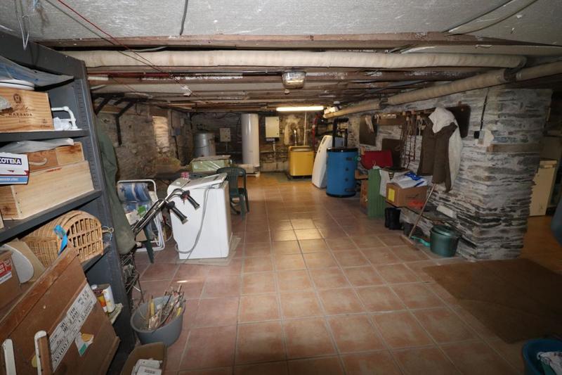 Maison - 200 m² - 7 pièces