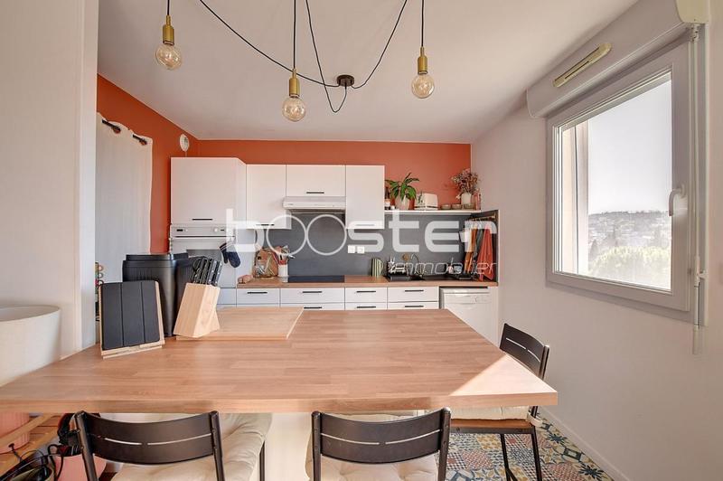 Appartement ancien - 49 m² - 2 pièces