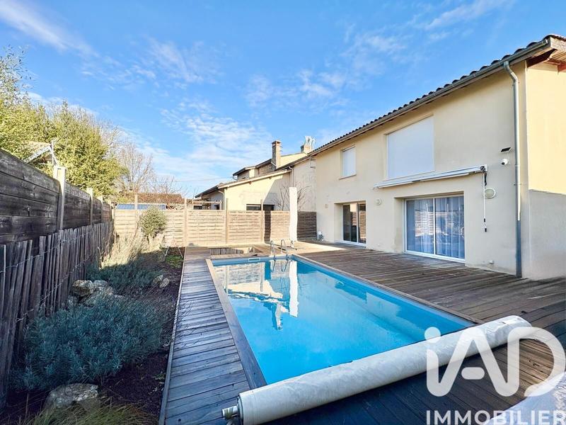 Maison - 107 m² - 5 pièces