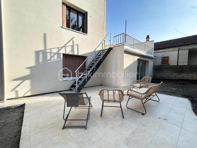 Studio - 11 m² - 1 pièce