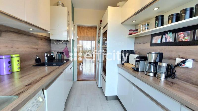 Appartement - 86 m² - 4 pièces