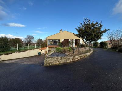 Maison - 138 m² - 4 pièces