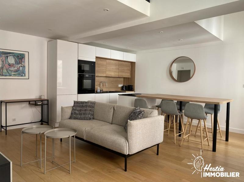 Appartement - 99 m² - 5 pièces