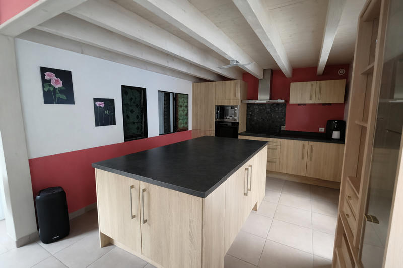 Maison - 106 m² - 4 pièces