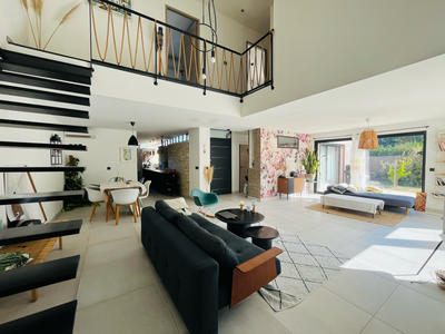 Maison - 135 m² - 5 pièces