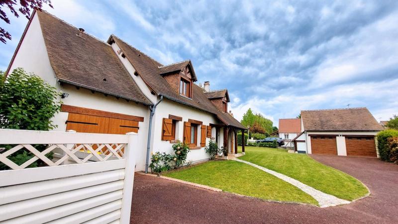 Maison - 159 m² - 6 pièces