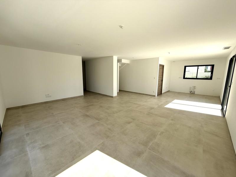 Maison - 123 m² - 4 pièces