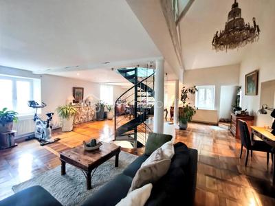 Maison ancienne - 162 m² - 5 pièces