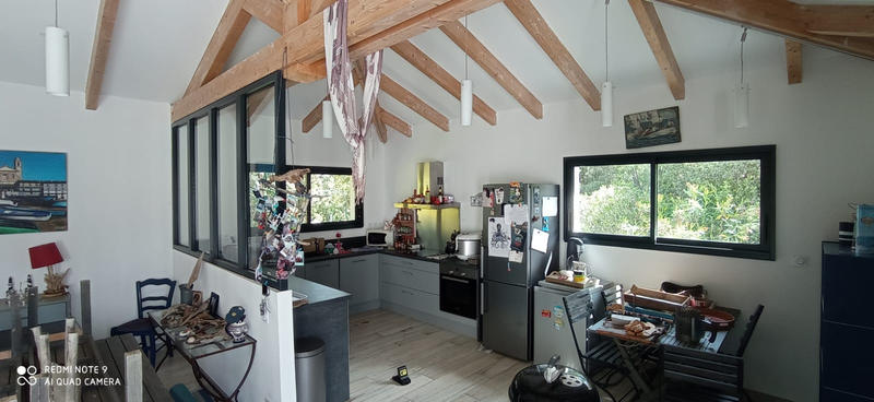 Maison - 573 m² - 5 pièces